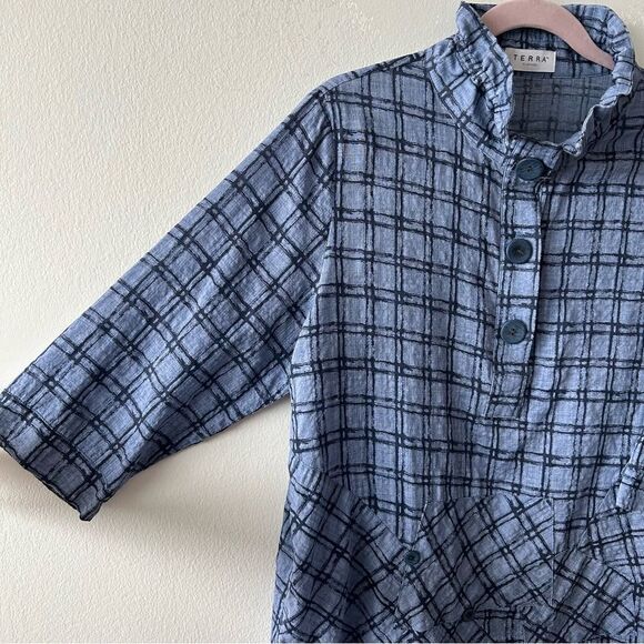 Terra Sj Apparel Women's Stand Up Collar Lagenlook 2/3 Sleeves Shirt Blue/Navy - Picture 3 of 7